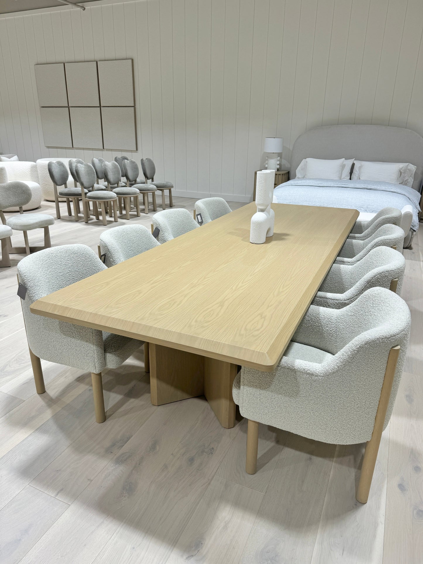 Clara Dining Table